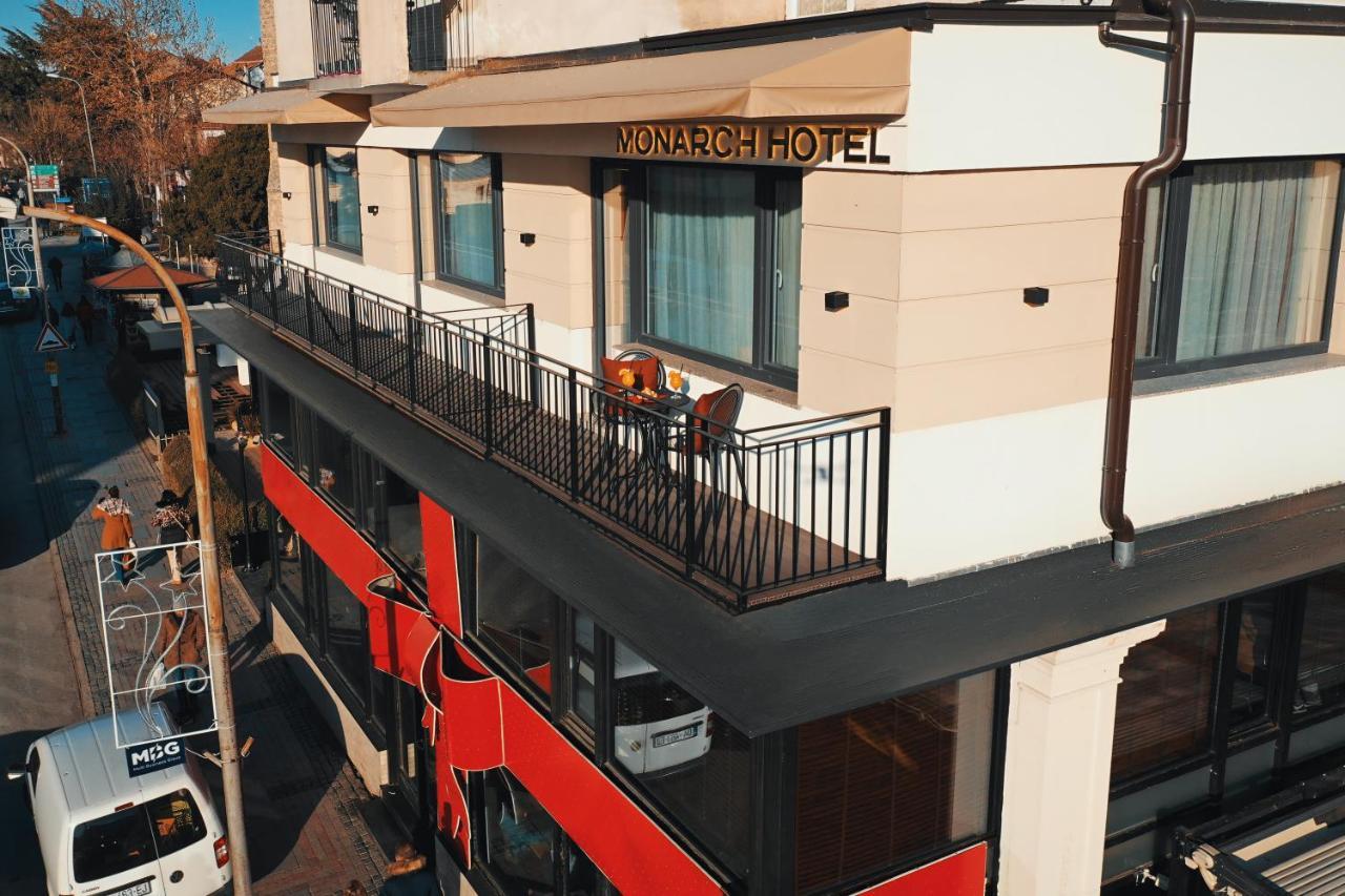Monarch Boutique Hotel Prizren Exteriör bild