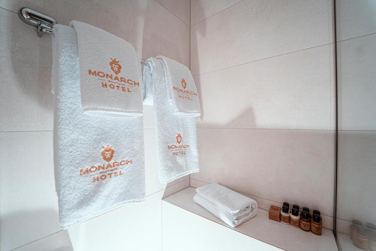 Monarch Boutique Hotel Prizren Exteriör bild